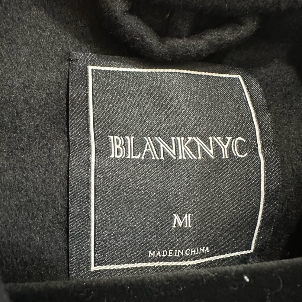 NWT BlankNYC Women’s Wool Blend Blazer Size Medium - Picture 2 of 4